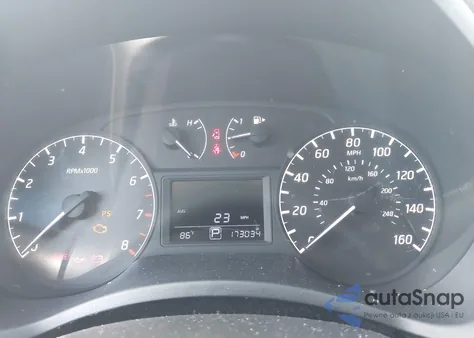 2017 Nissan Sentra S z USA, uszkodzony, nr VIN 3N1AB7AP4HY212164